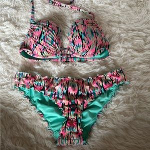 Medium colorful bikini